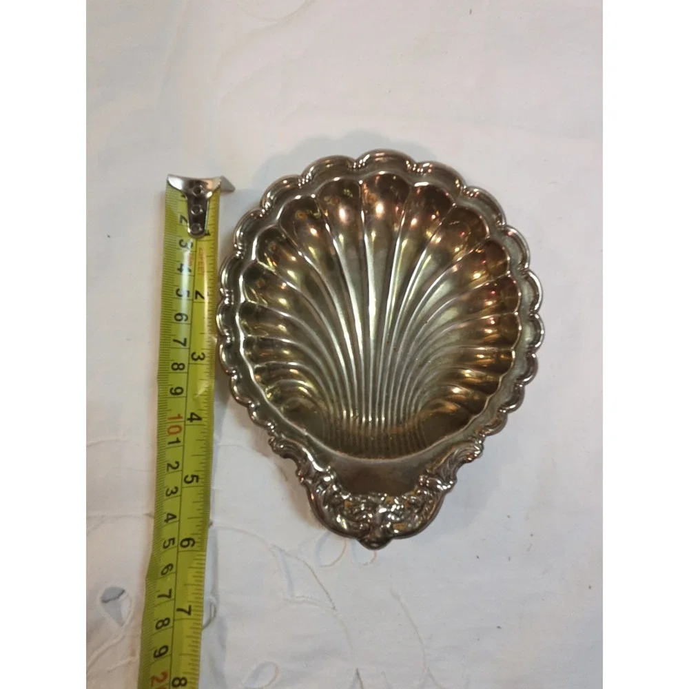 Vintage Silver Plated Leonard Clamshell Dish